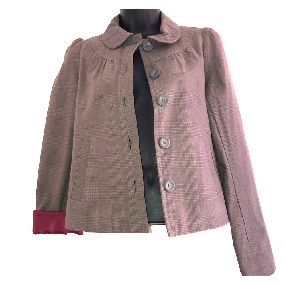 A nice tan jacket!